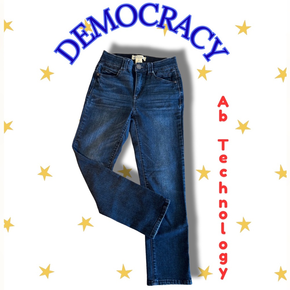 Democracy Dark Wash straight leg Jeans. High waisted. Light whiskering. Size 2